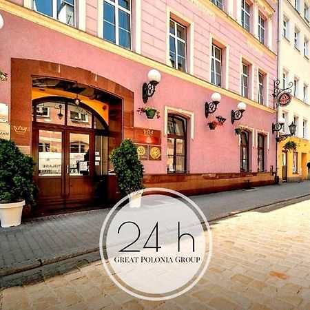 Great Polonia Swidnica City Center Exterior photo